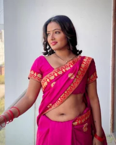 Shyna-Khatri-actress